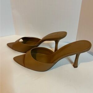 Women’s Pointed Toe Mule Heels in Brown